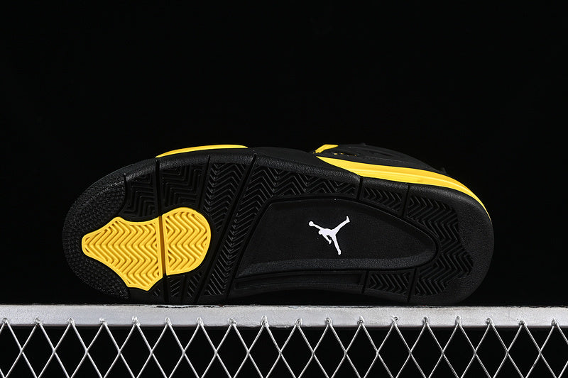 Jordan 4 Retro “Thunder” Black/Yellow