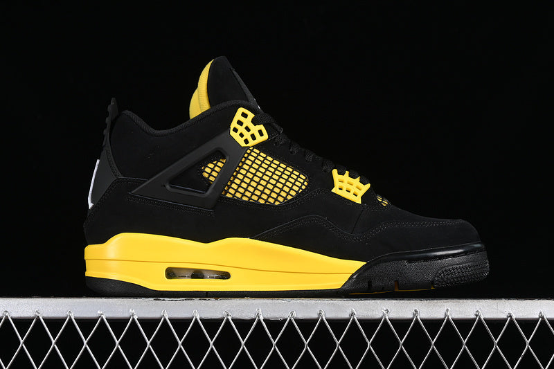 Jordan 4 Retro “Thunder” Black/Yellow
